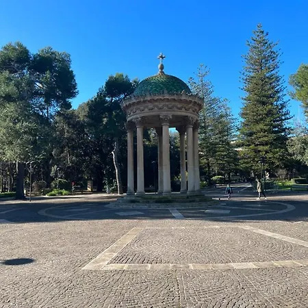 Battisti 7 * Lecce